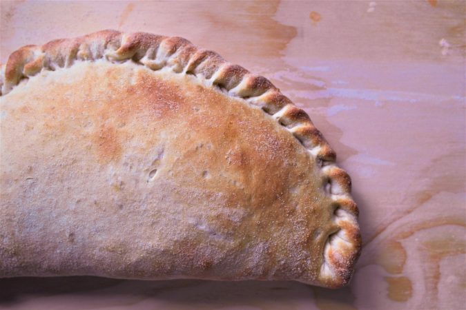 calzone proche anglet restaurant italien zapi pizza bayonne pizzeria